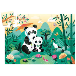 CAR5407282 002 300x300 - Puzzle Djeco - Leo le panda (24 pièces)